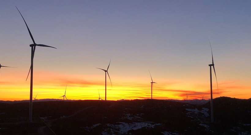 Tonstad-wind-farm-sunsent